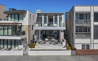 212 The Strand is a luxury home and real estate listing in manhattan beach, ca
